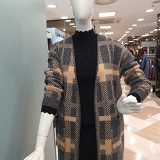 7a41346fb175baa0f1686ffe63797baaa7e49956b5b1b9775f037c8bf824.jpg