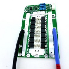 d250169b3112663c43329c042b8bee90387d299c9b2ff3f811e16834b396.jpg