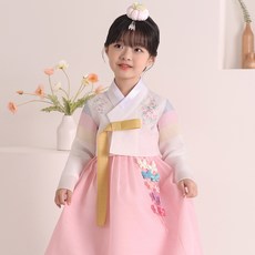 ef889a8bdaf583bfce762845e040e210dd16e852f5594a101fc1f27be1a8.jpg