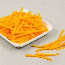 깨끗하게 손질한 [ 채썬 맷돌호박 550g (냉동) ] 호박채전 부침개 늙은호박 550g 1개