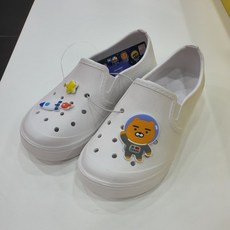 f0b2dcc5d20d67b15d3e8c1c757bf75d0a0e8ef384b71bfeb5794fd8d054.jpg