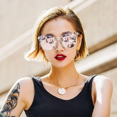 언니네산지직송 1회 염정아 미러선글라스 스타일 여름패션 휴양지