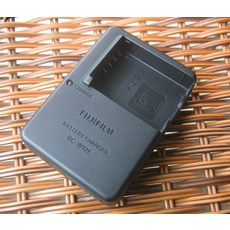 7abbf10ad94e464a54af3d17f67eaf1e62931e53398d6c07df0eb866f6d0.jpg