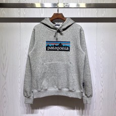 70e7a7c81557414c751e4b9fc6ded9072f0cdd1c5aed87d36547f26435cc.jpg