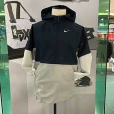 나이키스투시아노락