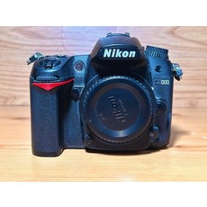 Nikon D7000 BODY MINT Low Shutter COUNT - d7000