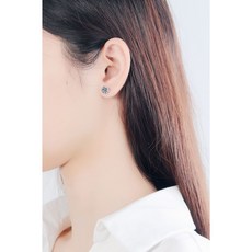 모이사나이트3부피어싱