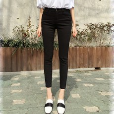 여성찢어진청바지