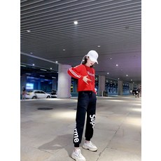 1ea9c1ce257692bf769d4456cc8f4faae167d56c4284b73a5a6ca66571f4.jpg