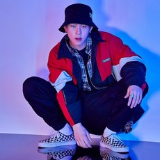 스파오라이트윈드브레이커