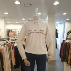733c97f0c9cef72b2c729710dd453a04bf17d20a025e3820e5bf1e4d70f1.jpg
