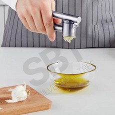 은방울나무 마늘다지기 마늘다짐기 휴대용마늘다지기