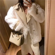 송년회 걱정고민 드레스코드 스티치 레더 모피 코트