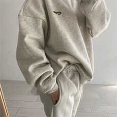 272ebb3542cf41e9d869c1601c96a87a64aaf0f64b953333eeb8815d6d06.jpg