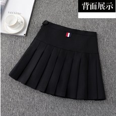 4ba04bb47c55d7c537efc97e9ed8e91c13ba17da0b475630927a00f1e8d9.jpg