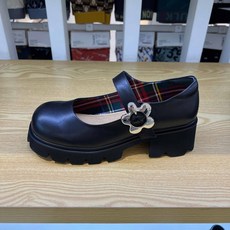 마놀로블라닉웨딩슈즈색