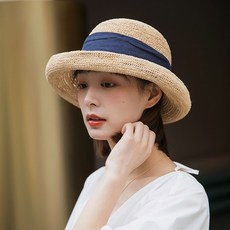 e9d6ae77db18204880236af486d2e8db931b586735ffb3d053b3ce91a38a.jpg