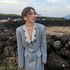 13 알맞다 할 수 있다 너더러 의복과 장신구 발광함 CHAO 빅 브이넥 싱겁다