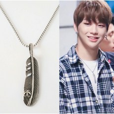 티파니앤코리턴투목걸이