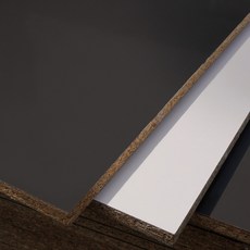 21ff08733d3a381a48af404d699ab6124da5c9aae2c80de47ac237b0a54e.jpg