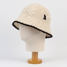 [유니버셜케미스트리] Edge Twist Ivory Knit Bucket Hat 니트버킷햇