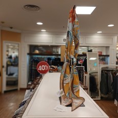 d86d8f1db555bec8819334e9263078efa239c8aae91801571e7e3d46baa2.jpg