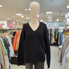 쥬시쥬디 여성스럽게 느낌있는 흐늘흐늘 브이넥 오버핏 니트