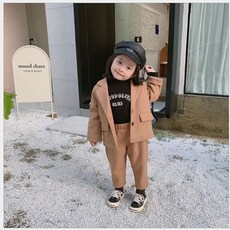 ec396c219a7c100832d2f240ae464b9fd52eb7caa0befff3abb6299e9dc8.jpg