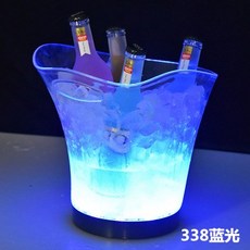 7e0b8c544d109d01de90aebaa0c0ed9f20f4e32975f40cc47e78721a305d.jpg