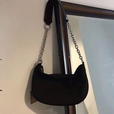 겨드랑이얼