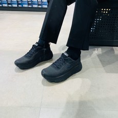 스케쳐스맥스쿠셔닝엘리트