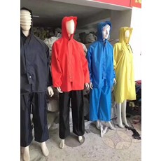 여름우비숏코트