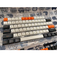 72507e92f490a628a275ff0a9972780bb8014b84d391a196699e285ccc1a.jpg