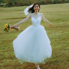 해외발송 [웨딩드레스]가벼운 웨딩 신부 촬영 간단한 숲 슈퍼 요정 프랑스 스타일 얇은 복고풍 흰색 작은 남자 빛 매달려-25659