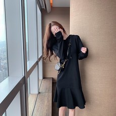 6d5870b40334e25a6431349428353add49e0fb1c2cc9c87d0eac4a5421c3.jpg