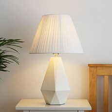 f390ca70a31a5de4e6b7cc752c7e635bb6cd92fc7b13dc3a0ea7696f6dd1.jpg