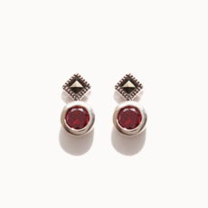 1월탄생석귀걸이