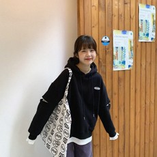 cfa61e93dbd657b8be5d8ff2b75eaf919baa26e8b9b5a0b11bd1acc44803.jpg