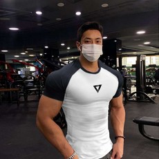 머슬핏 헬스 운동 스포츠 티셔츠 속건 트레이닝 의류 근육 라운드 넥 반팔