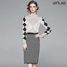 fb2080a7d9e8c748edb2ee3fe4d566f46e30b1896ba9138c93d4a49855f8.jpg