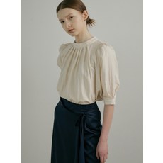 아워코모스 comos 809 pintuck volume blouse (cream)