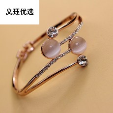 fad8cdfdf4c65afdbc930cba0df6b4f880dc4a426e92b71beb7e73dc7a9b.jpg