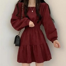 스퀘어넥 슬림핏 하이웨스트 숏 원피스