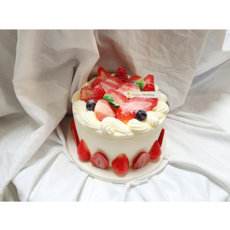 딸기 모형 케이크 생크림 클레일 백일상돌상 촬영소품, 딸기모형케이크