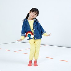 aa9d674ab24cc320b7cd07064c92a583ed125c4f9f3404d7e98b71c9656f.jpg