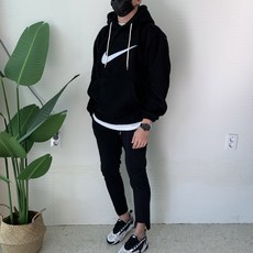 e90202eeec9a53250b019730757aa8345e433d83c9fe2e1a0ac2d19e4eb6.jpg