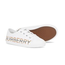 버버리키즈운동화