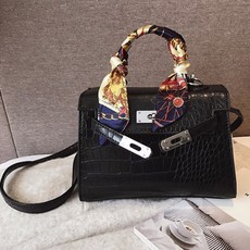 가방핸들스카프