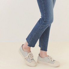 c82cb5a17a7aa8e6ef4c17613f4915953c2b45665443da5e3e882ab5080c.jpg