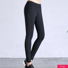 cb770c0daa02bb79bf9ea5d0af0e2a2702209611ef665b020b6cc1ad9364.jpg